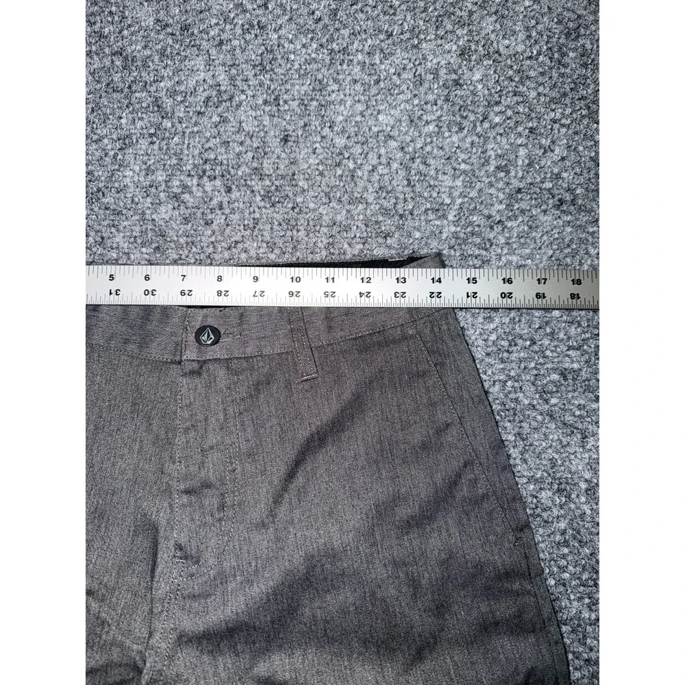 Volcom Frickin Chino Shorts Size 28 Dark Gray Relaxed Fit Stone Logo Y2K